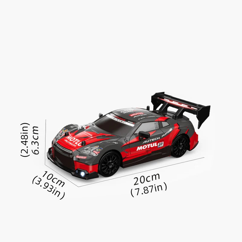 Drift RC Car 4WD 1:24 2.4G Alta Velocidade com Luz Controle Remoto Carro Brinquedo GTR Modelo AE86 Veículo RC Carro de Corrida Brinquedo para Crianças Presente