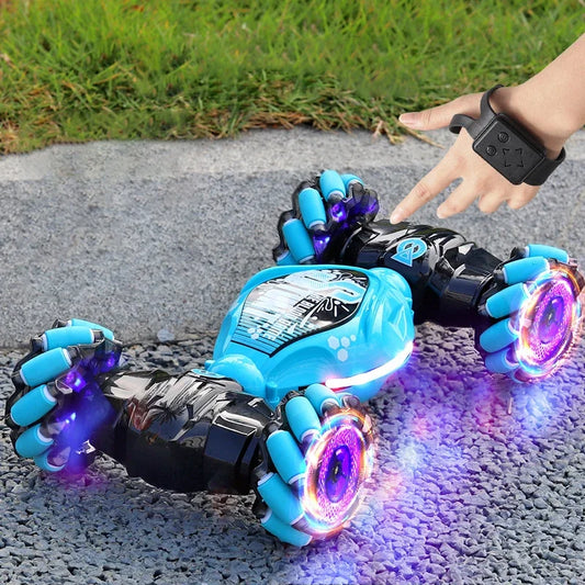 Carro de drift 4WD RC com luzes LED de música 2.4G controle remoto de rádio por gestos carro de acrobacias de spray 360° carro de escalada giratório brinquedos presentes